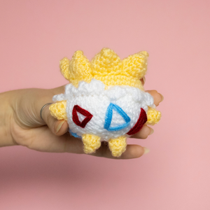 Jucarie Togepi mica - Pokemon crosetat  - jucării și echipamente pentru copii - jucării de pluș - figurine de pluș - Artynos.ro