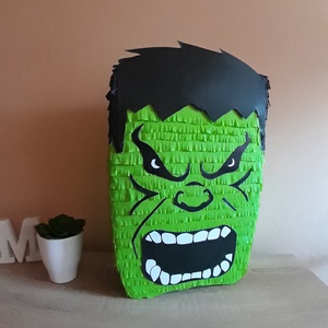 Piñata pinata piniata Hulk - jucării și echipamente pentru copii - jocuri de mișcare - Artynos.ro